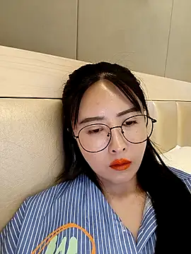 Snapshot of lilandi0521 chatting on 21, 3, 2025 lilandi0521 online show from 21, 3, 2025