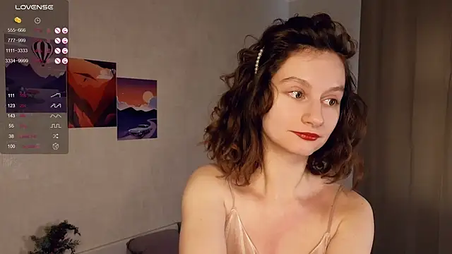 Leya Curly online show from 14, 2, 2025