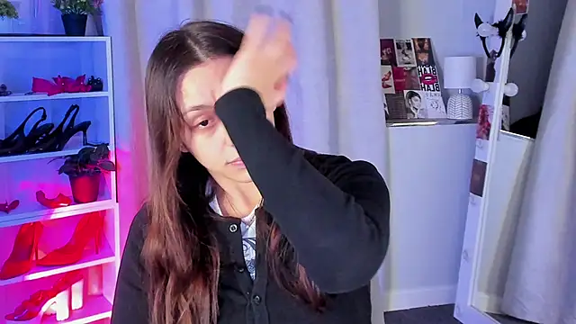 Snapshot of Sahara_Shields chatting on 15, 10, 2025 Sahara Shields online show from 15, 10, 2025