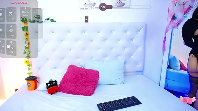 littleslut1 online show from 30, 10, 2025