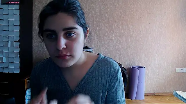 Snapshot of _Roselina_ chatting on 9, 2, 2026 Roselina online show from 9, 2, 2026