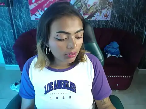 madelein m online show from 4, 2, 2025