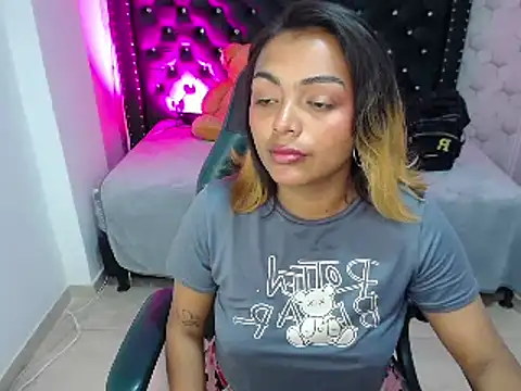 madelein m online show from 7, 2, 2025