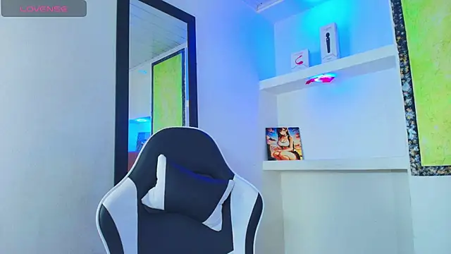 Miss sparkle00 online show from 17, 10, 2025