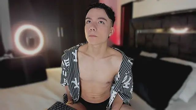 Snapshot of alanblack1 chatting on 9, 3, 2026 alanblack1 online show from 9, 3, 2026