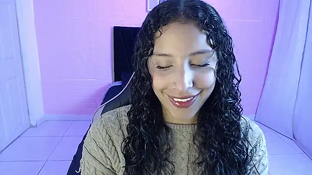 Snapshot of DULCE1609 chatting on 5, 11, 2025 DULCE1609 online show from 5, 11, 2025