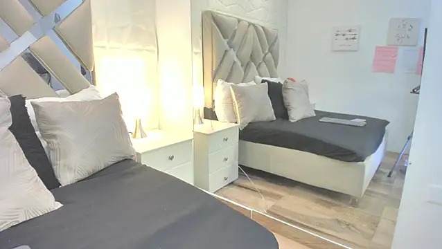 raquell moore online show from 27, 2, 2026