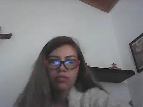 VittoriaTaylor online show from 3, 2, 2025