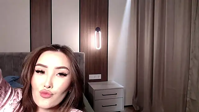 mystiksirenn online show from 13, 11, 2025