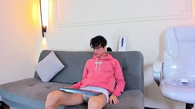 Cum hunters online show from 8, 1, 2026