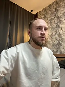 Snapshot of _XxX-XxX_ chatting on 18, 10, 2025 XxX-XxX online show from 18, 10, 2025