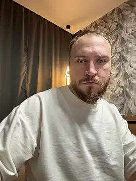 Snapshot of _XxX-XxX_ chatting on 10, 11, 2025 XxX-XxX online show from 10, 11, 2025