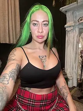 hayleyquinn online show from 16, 1, 2025