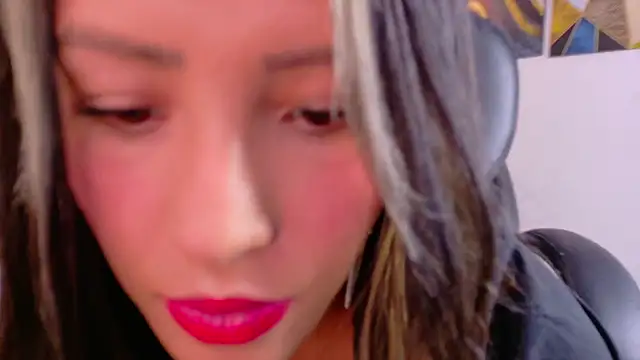 Snapshot of ArianaGolden chatting on 28, 2, 2026 ArianaGolden online show from 28, 2, 2026