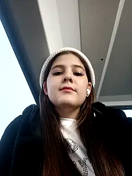 Snapshot of JOYCORAL chatting on 20, 1, 2025 JOYCORAL online show from 20, 1, 2025