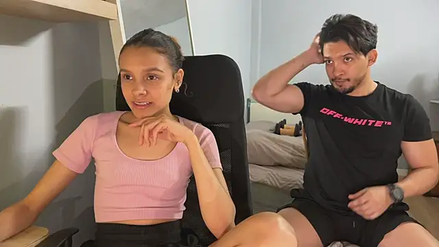 Snapshot of RagnarLothbrokXX chatting on 12, 11, 2025 RagnarLothbrokXX online show from 12, 11, 2025