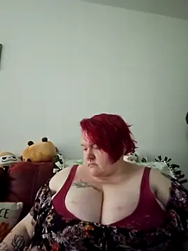 CorgiGodez98 online show from 2, 12, 2025