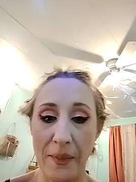 Snapshot of hunybunz69 chatting on 18, 1, 2025 hunybunz69 online show from 18, 1, 2025