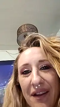 Snapshot of hunybunz69 chatting on 17, 3, 2025 hunybunz69 online show from 17, 3, 2025