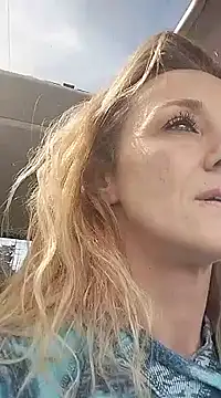 Snapshot of hunybunz69 chatting on 18, 3, 2025 hunybunz69 online show from 18, 3, 2025