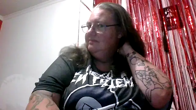 k1w1bbw online show from 14, 2, 2025