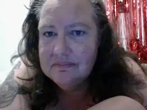 k1w1bbw online show from 18, 2, 2025