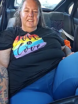 k1w1bbw online show from 20, 3, 2025