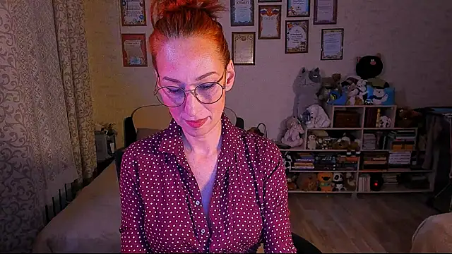 red rocco online show from 2, 3, 2025