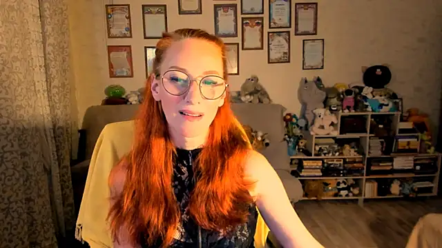 Snapshot of red_rocco chatting on 9, 10, 2025 red rocco online show from 9, 10, 2025