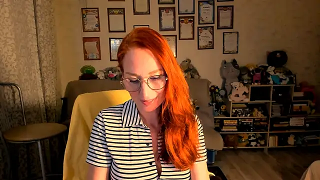 Snapshot of red_rocco chatting on 16, 10, 2025 red rocco online show from 16, 10, 2025