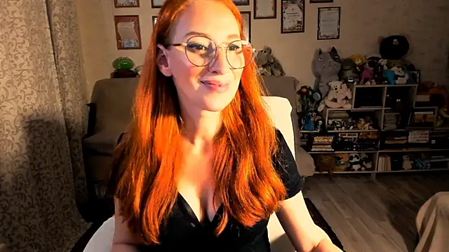 Snapshot of red_rocco chatting on 4, 11, 2025 red rocco online show from 4, 11, 2025