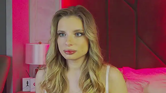 LanaSparks online show from 3, 2, 2026