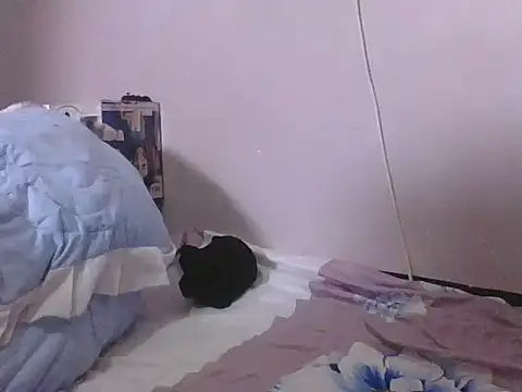 hungrydog18 online show from 8, 10, 2025