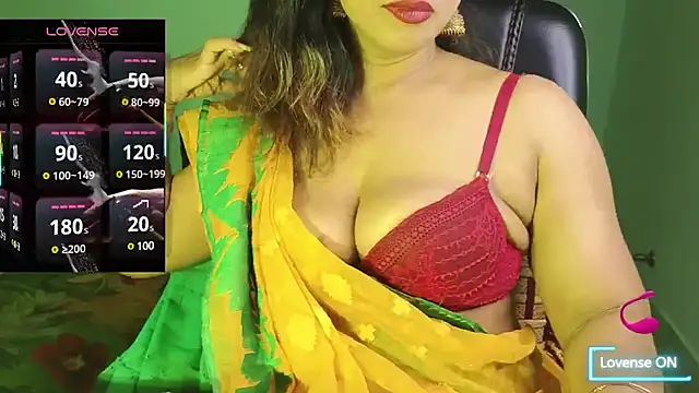Snapshot of Bengali_Cute_Girl chatting on 18, 3, 2025 Bengali Cute Girl online show from 18, 3, 2025