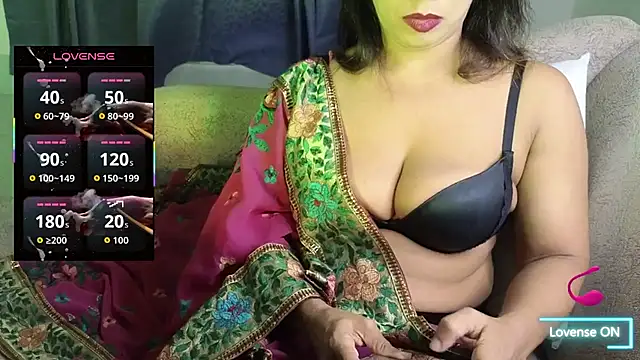 Snapshot of Bengali_Cute_Girl chatting on 3, 10, 2025 Bengali Cute Girl online show from 3, 10, 2025