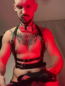 AssHunter4k online show from 7, 2, 2025