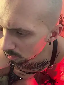 AssHunter4k online show from 8, 2, 2025