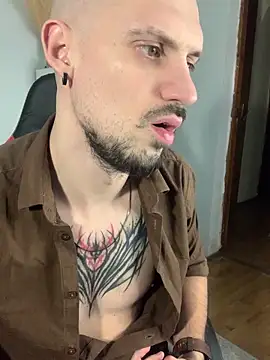 AssHunter4k online show from 12, 2, 2025