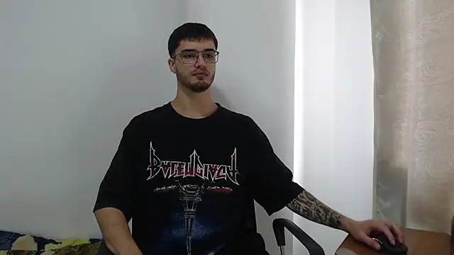 Aleex Miller online show from 4, 10, 2025