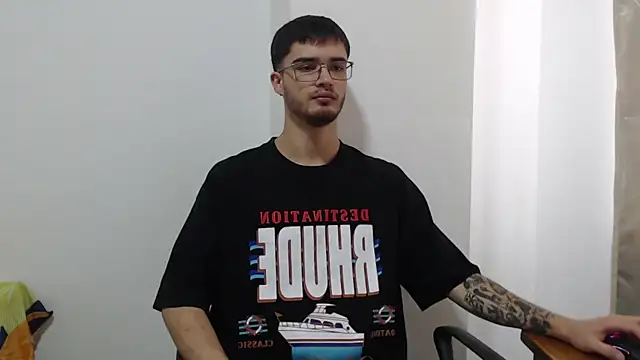 Aleex Miller online show from 5, 10, 2025