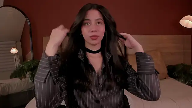 Snapshot of hannah_brady chatting on 12, 11, 2025 hannah brady online show from 12, 11, 2025