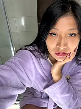 Snapshot of hannah_howeell__ chatting on 12, 11, 2025 hannah howeell online show from 12, 11, 2025