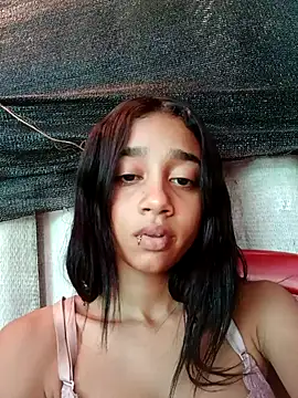 Snapshot of Zoe_Sweett18 chatting on 27, 1, 2025 Zoe Sweett18 online show from 27, 1, 2025