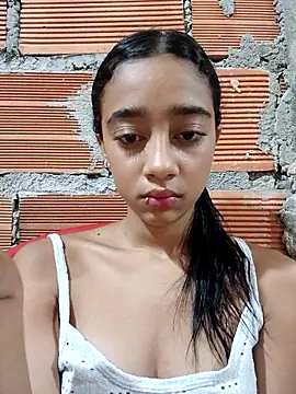 Snapshot of Zoe_Sweett18 chatting on 14, 10, 2025 Zoe Sweett18 online show from 14, 10, 2025