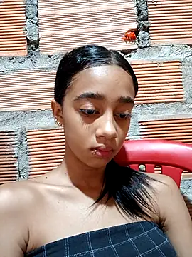 Snapshot of Zoe_Sweett18 chatting on 18, 10, 2025 Zoe Sweett18 online show from 18, 10, 2025