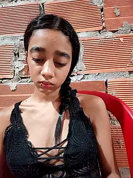 Snapshot of Zoe_Sweett18 chatting on 7, 11, 2025 Zoe Sweett18 online show from 7, 11, 2025