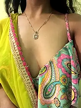 Miss Cuteness online show from 7, 3, 2025
