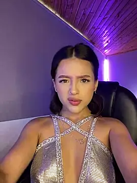 Sofia18 pinkk online show from 9, 3, 2026