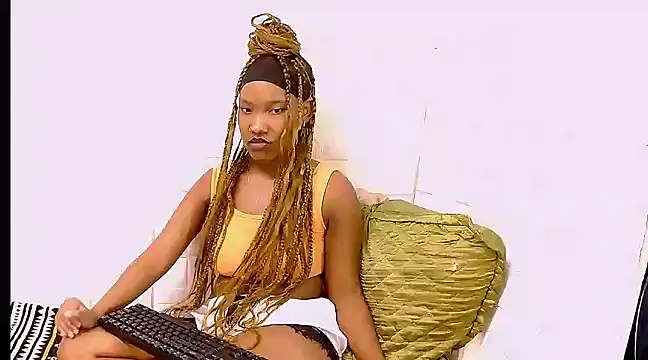 EroticSexyPrada online show from 5, 3, 2025