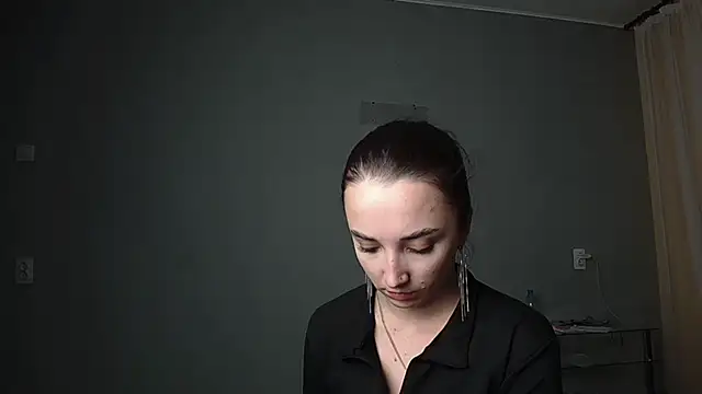 Eva Gloryy online show from 22, 3, 2025